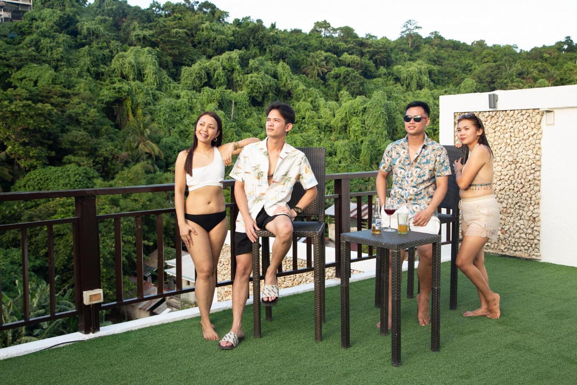 Chillax Boracay Hostel Yapak Exterior photo